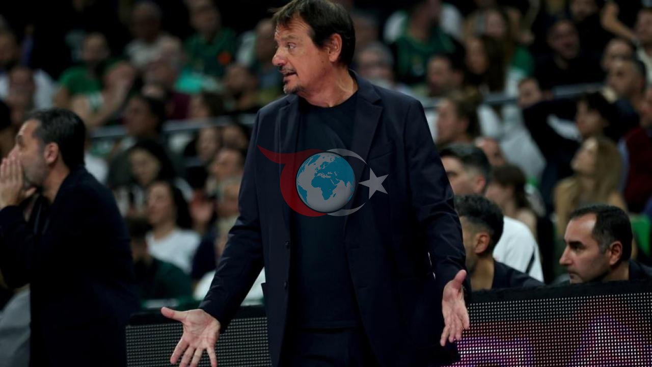 Ergin Ataman'dan Olympiakos Taraftarına Cevap: 'Türk Olmaktan Onur Duyuyorum'