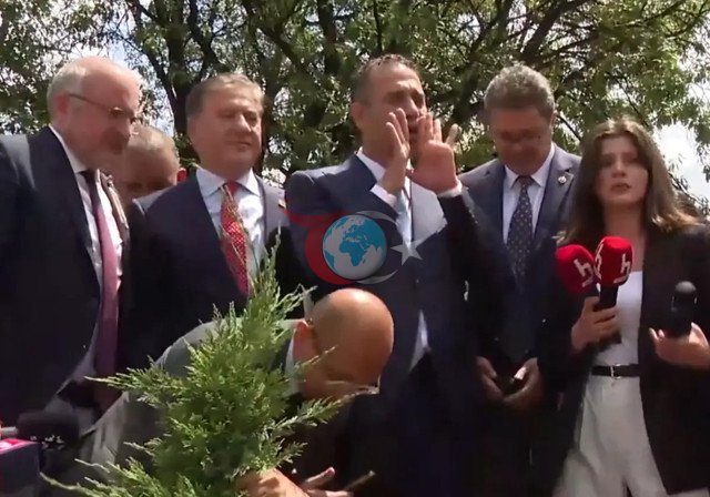 Əli Mahir Başkarın Kılıçdaroğlunu qəzəbləndirəcək düzəlişi - Şəkil: 1