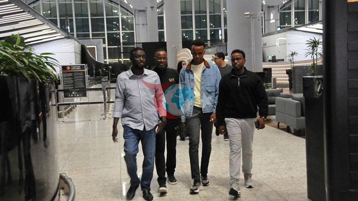 ABD'ye Girişine İzin Verilmeyen Somalili Hakem Ülkesine Döndü
