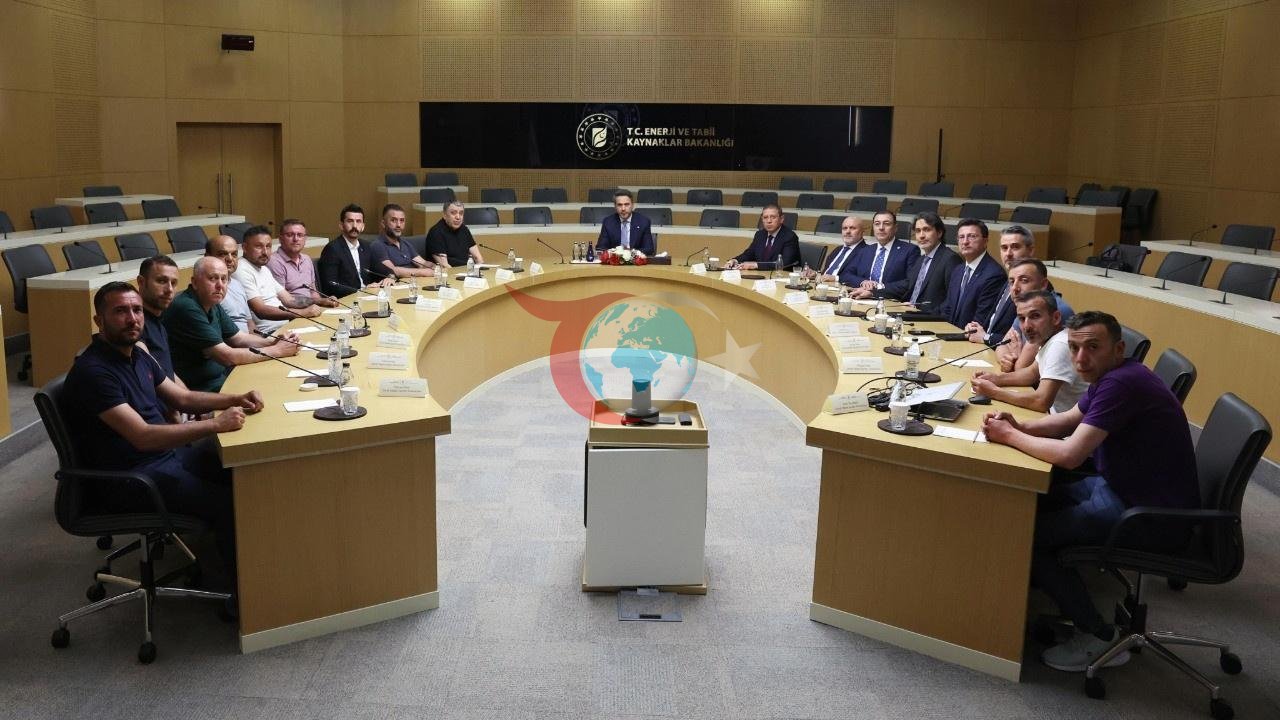 Bakan Bayraktar ve Işıkhan, Madencilerin Sorunlarını Ele Aldı
