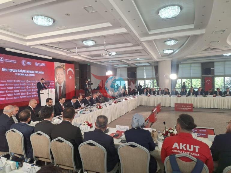 Vazir Çiftchi: G'azoda bolalar qirg'in qilinar ekan, Turkiya jim turmadi va jim turmaydi