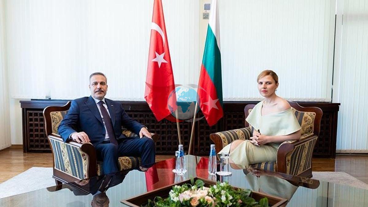 Fidan ve Petrova-Chamova Sofya'da Diplomatik Görüşme Yaptı