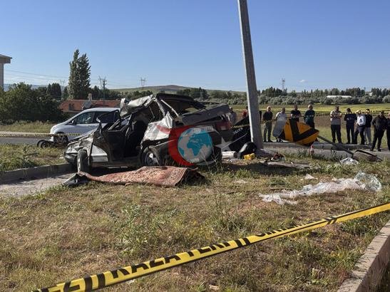 Kayseri'de İki Araç Çarpıştı: 3 Ölü, 5 Yaralı