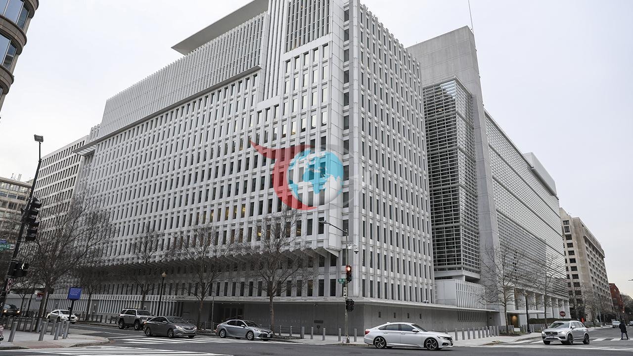 Dünya Bankası Küresel Büyüme Tahminini Düşürdü: Ekonomik Beklentiler