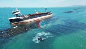 Sakaryada gemi karaya oturdu Denize girmek yasaklandı