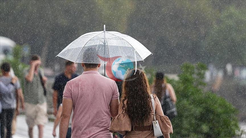İstanbul'a Serinlik Geliyor: Meteoroloji Uyardı, Sıcaklıklar Düşecek