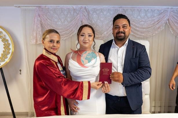 Mersin'de 16.06.2026 Tarihi İçin Nikah Dairesinde Yoğunluk