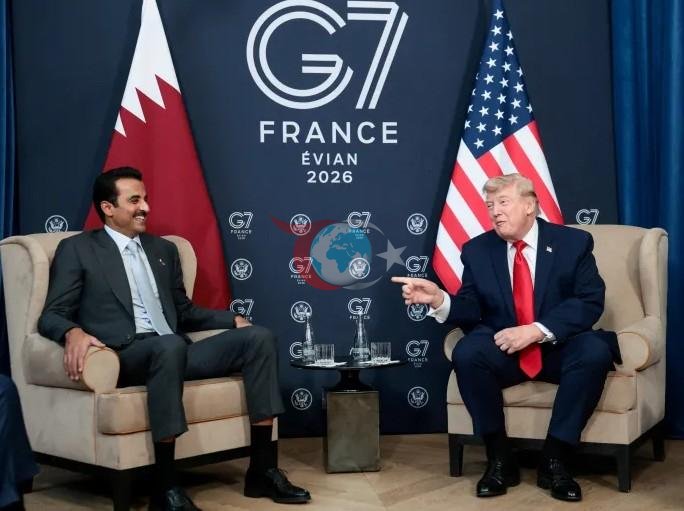 ABŞ prezidenti Donald Tramp Böyük Yeddilik Sammitinin keçirildiyi Fransanın Evian şəhərində Qətər əmiri Təmim bin Həməd əl-Tani ilə görüşüb