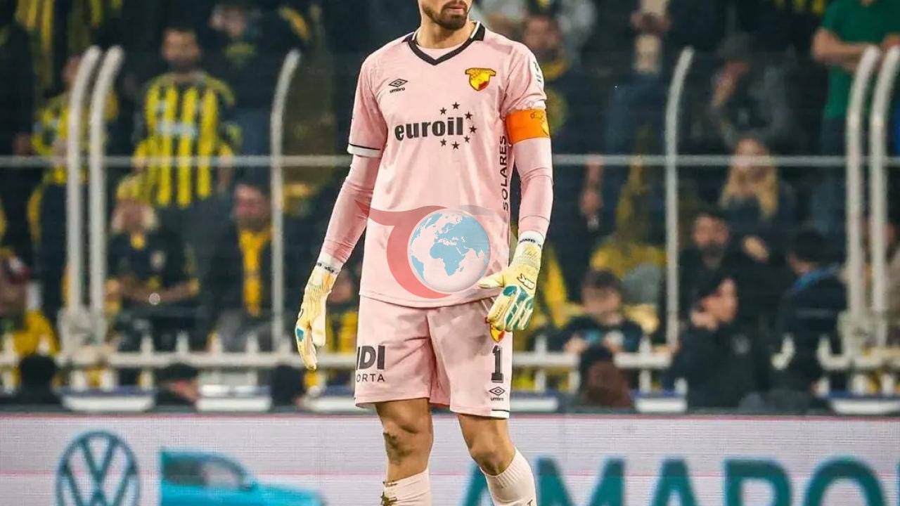 Mateusz Lis, Polonya Ekibi Lech Poznan'a Transfer Oldu
