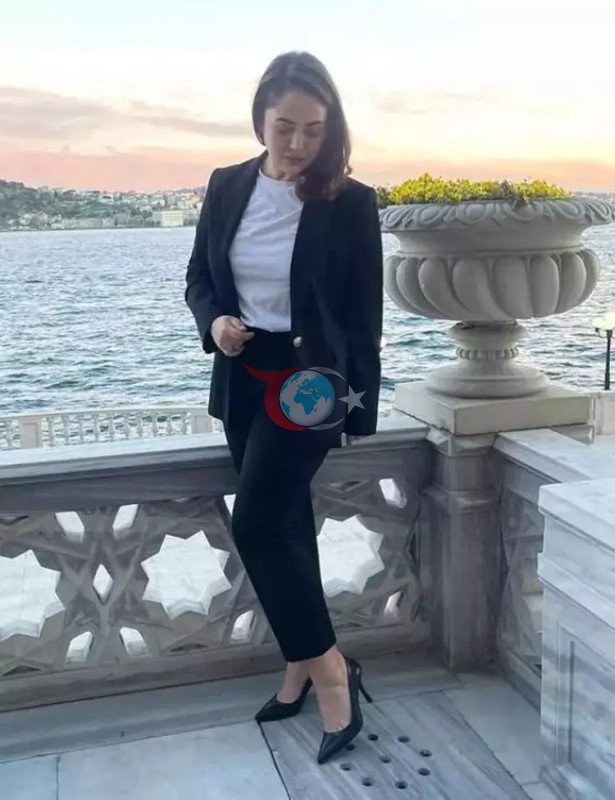 Сибел Ташчыоглу жана Бурак Өзчивит экранда эне-бала болушат - Сүрөт: 2