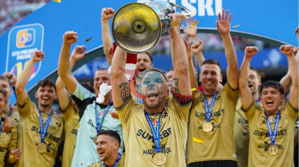 Gornik Zabrze, Podolski'nin sahibidir