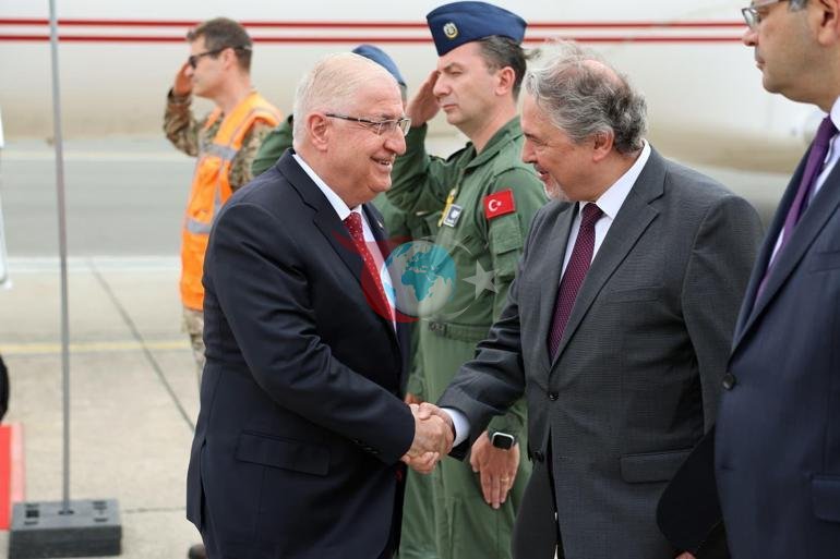 Milli Müdafiə Naziri Yaşar Gülər Belçikada