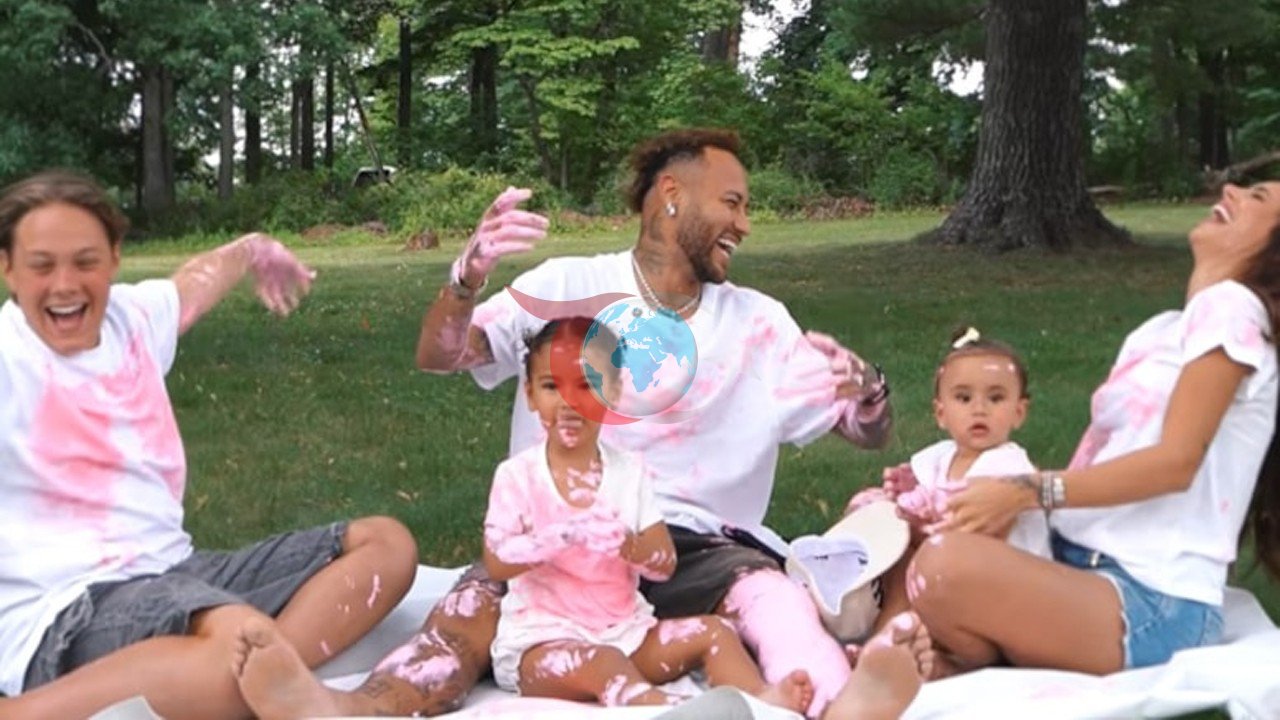 Neymar'dan Ailesine Yeni Üye: Beşinci Bebek Yolda