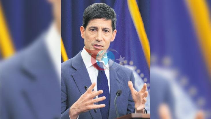 Fed Faiz Oranını Sabit Bıraktı, Geleceğe Yönelik İpuçları Verdi