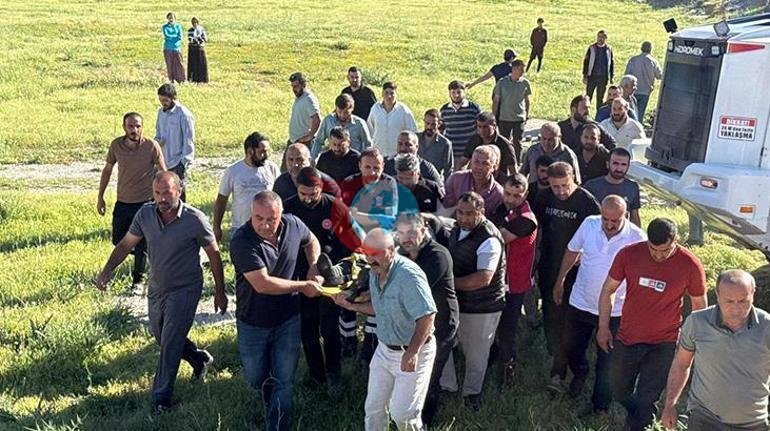 Hakkaridə mikroavtobus və yük maşını toqquşub. Ölən və yaralanan var