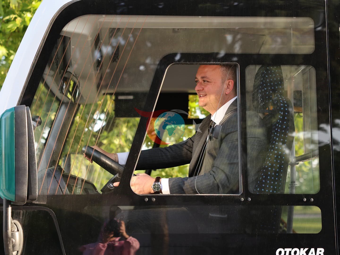 Çivril'de Yeni Halk Otobüsleri Hizmete Girdi