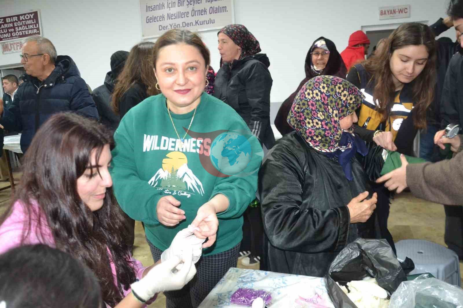 Balıkesir'de Sağlık Öğrencilerinden Kırsalda İlk Yardım Eğitimi
