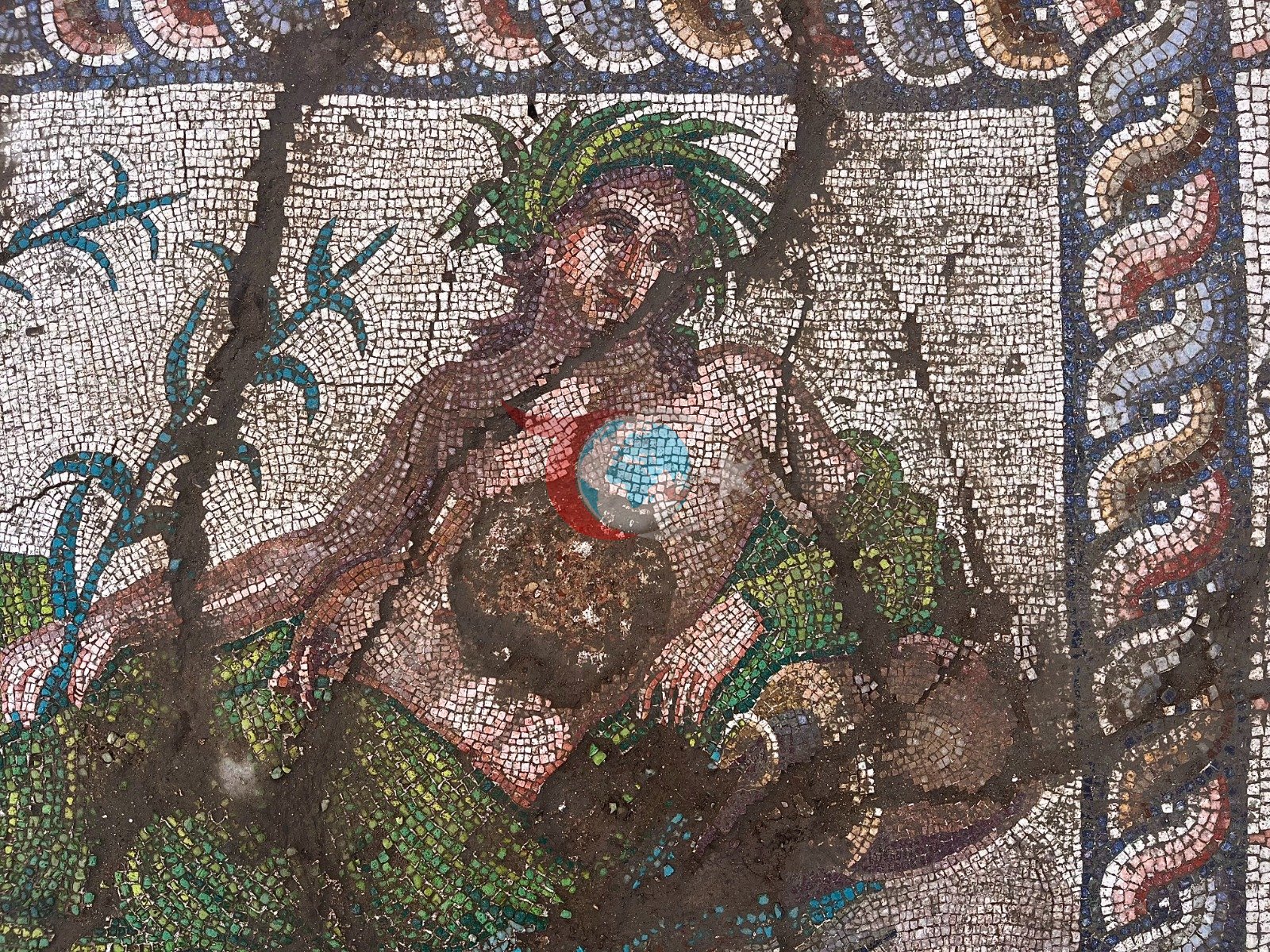 Aspendos'ta Heyecan Verici Keşif: Eurymedon Mozaiği Bulundu
