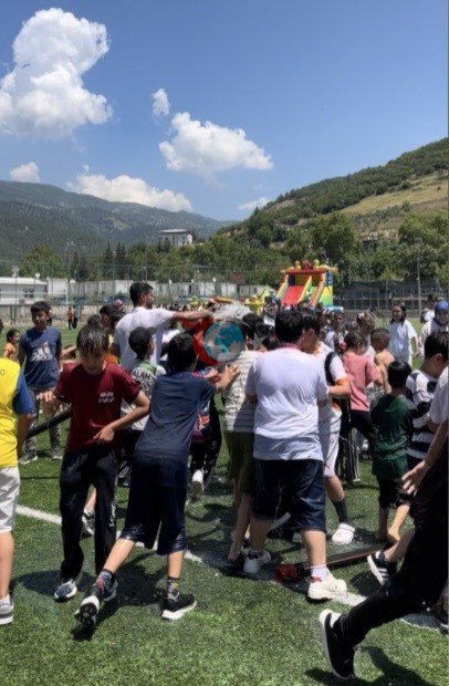 Osmaniye'de Çocuklar İçin Serinletici İtfaiye Sürprizi