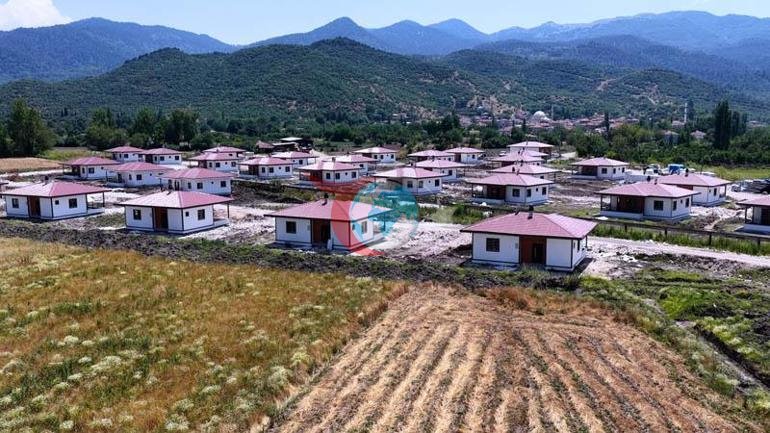 Bakan Kurum: Sındırgıda yeni yuvaları çok yakında teslim edeceğiz
