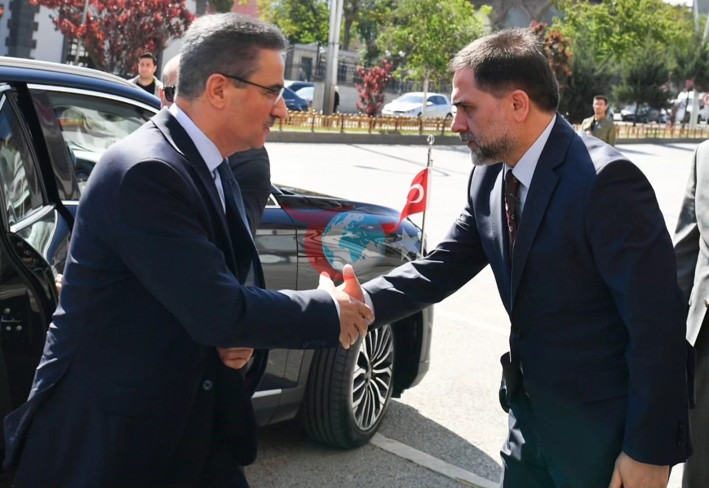 Vali Baruş'tan Yakutiye Belediyesi'ne Önemli Ziyaret