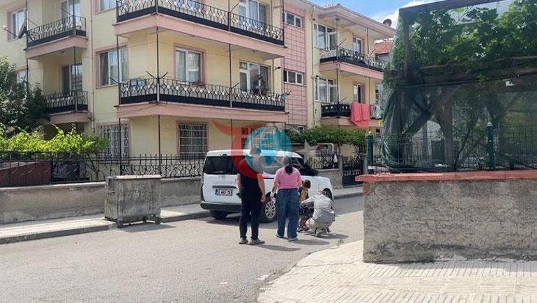 Çorumda dehşet anları Genç kadın anne ve babasını bıçakla rehin aldı
