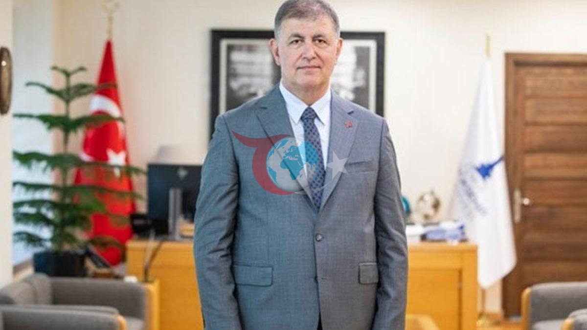 Cemil Tugay CHP’den İstifa Etti: İzmir’de Siyasi Deprem