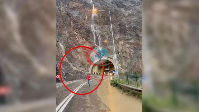 Yürekler ağza geldi Artvin- Erzurum karayolunda heyelan faciası