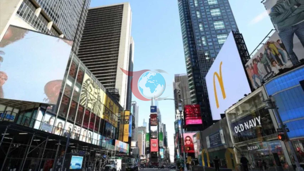 Times Meydanı'nda Silah Sesleri: New York'ta Korku Dolu Anlar