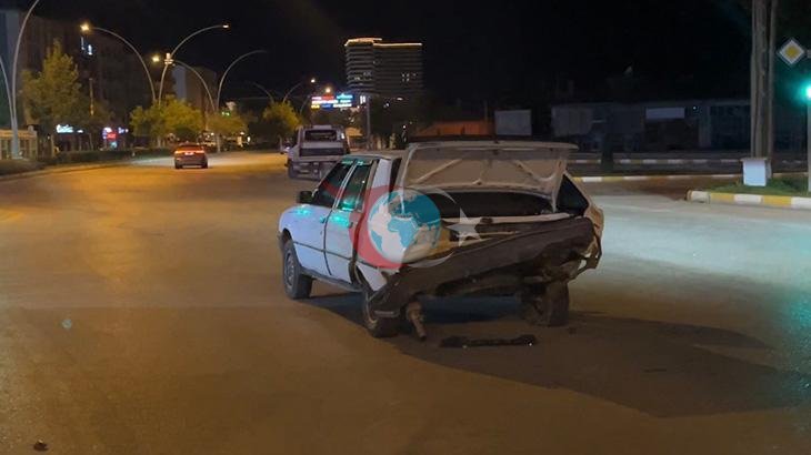 Çorum'da Trafik Kazasında Sürücü Kaçtı: Polis Peşinde