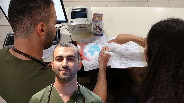 Yasin Kirazcı'nın Azmi: 8 Gün Çalışarak Tıp Fakültesi Yolculuğu