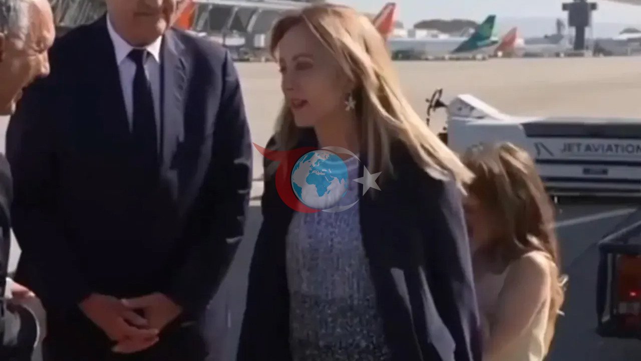 İtalya Başbakanı Meloni'nin Kızı G7 Zirvesi'nde Dikkat Çekti!