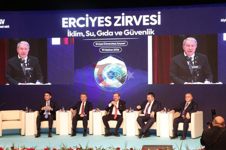 Bakan Kurum: İklim krizinin etkisini azaltmak için sorumluluktan kaçmıyoruz