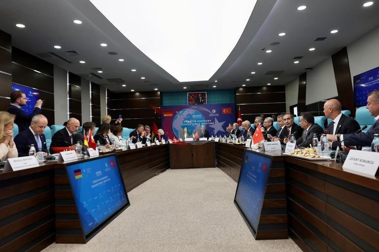 Bakan Bolat: Türkiye-Almanya ticaretini 50 milyar doların üzerine çıkaracağız