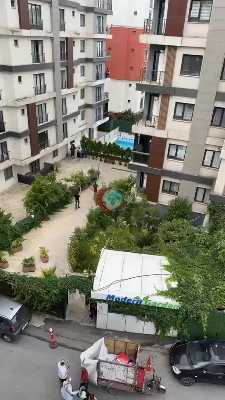 İstanbulda dəhşətli hadisə Yeni boşanan cütlüyün cəsədi saytın bağçasında tapıldı