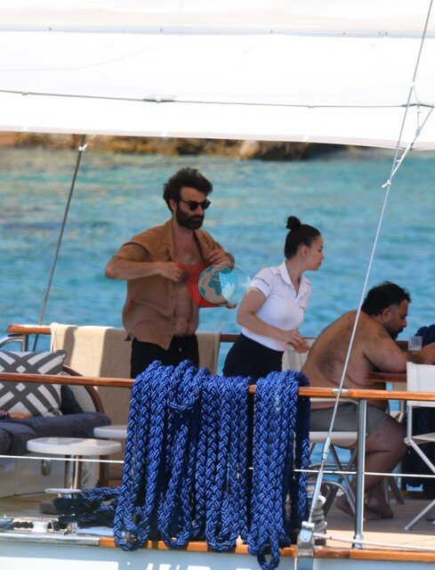 Sıla Gençoğlu yeni yaşını Bodrum'da kutladı - Resim : 2