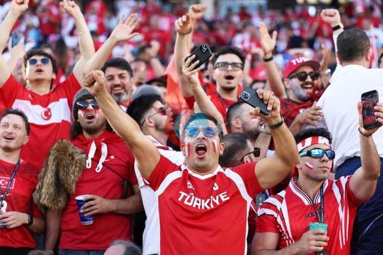Türkiyə - Paraqvay matçından qeydlər