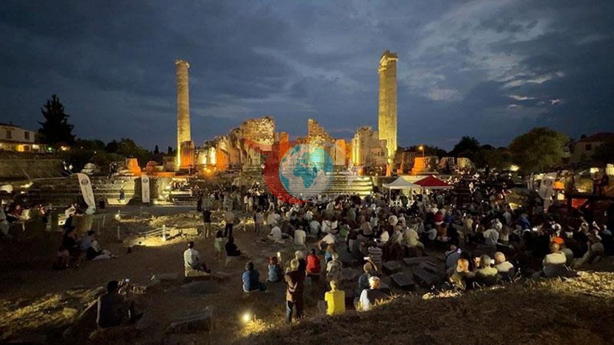 Apollon Tapınağı'nda 5. Uluslararası Akdeniz Edebiyat Günleri Başladı