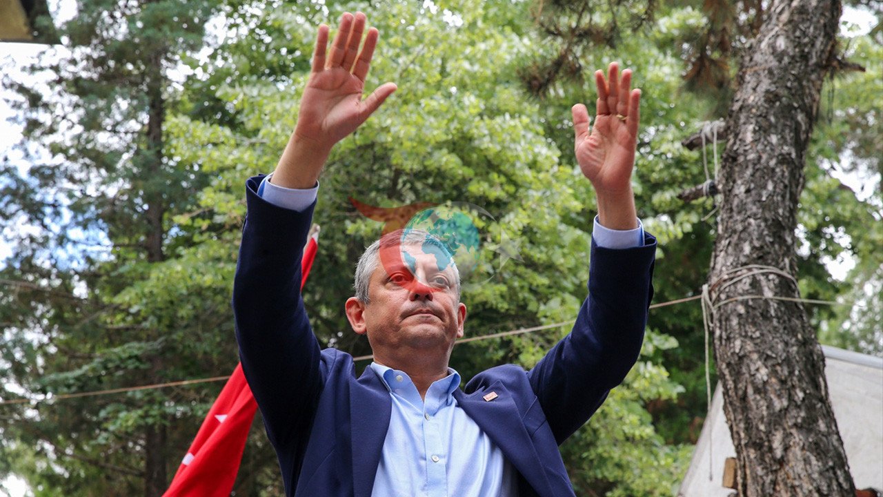 CHP-də Konqres Müzakirələri: Özgür Özəldən yeni addım