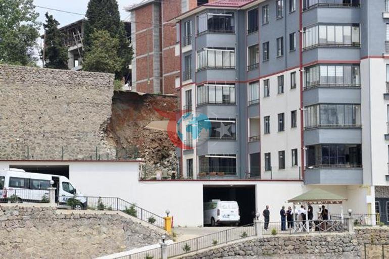 Gecə yarısı böyük təhlükə istinad divarı uçdu, evlərin otaqlarını torpaqla doldurdu
