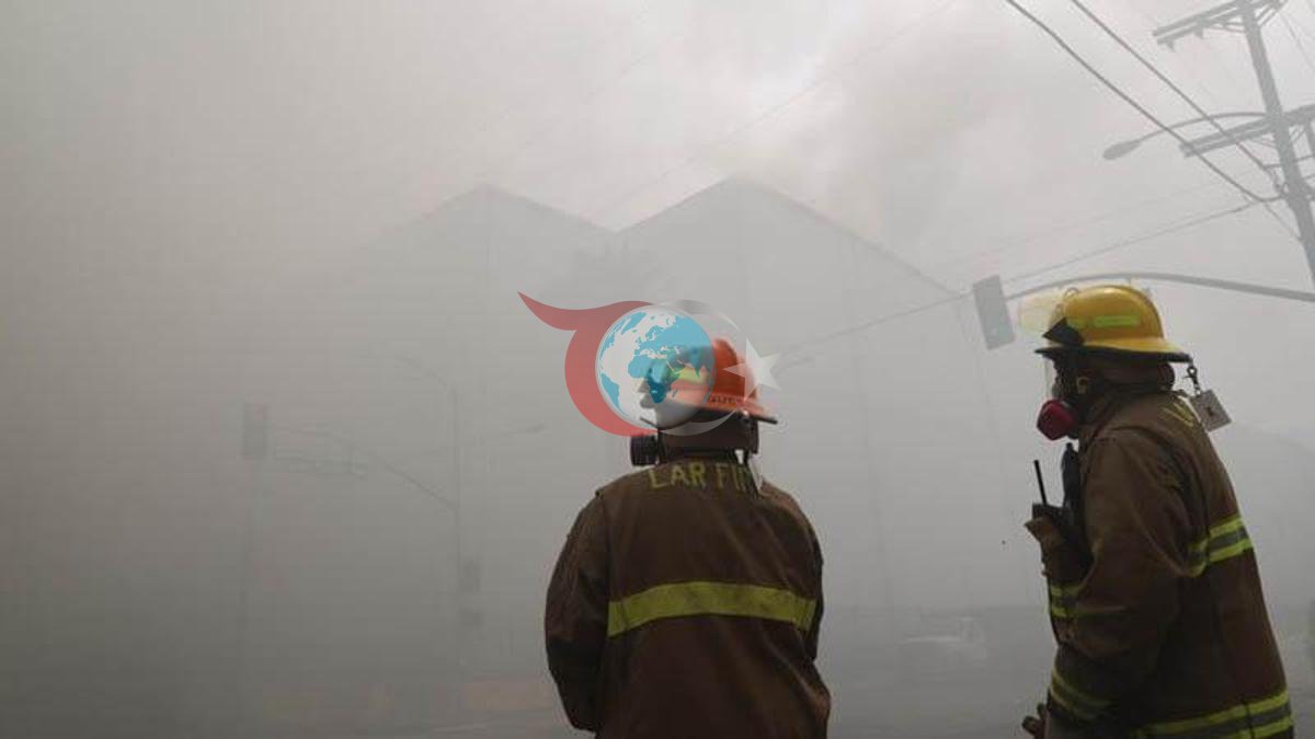 Los Angeles'ta Depo Yangını Krizi: Acil Durum İlan Edildi