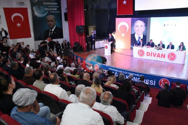 Seçilmiş bir belediye başkanının hizmetten uzak durması üzüntü verici