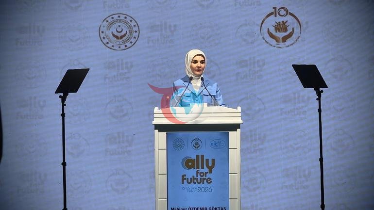 Bakan Göktaş: Başörtülü kadınlara yönelik nefret söyleminin normalleşmesine izin vermeyeceğiz