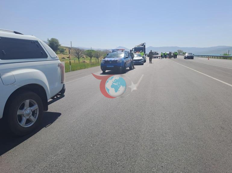 Son dakika... Vanda askeri araç kaza yaptı 1 şehit, 4ü asker 5 yaralı