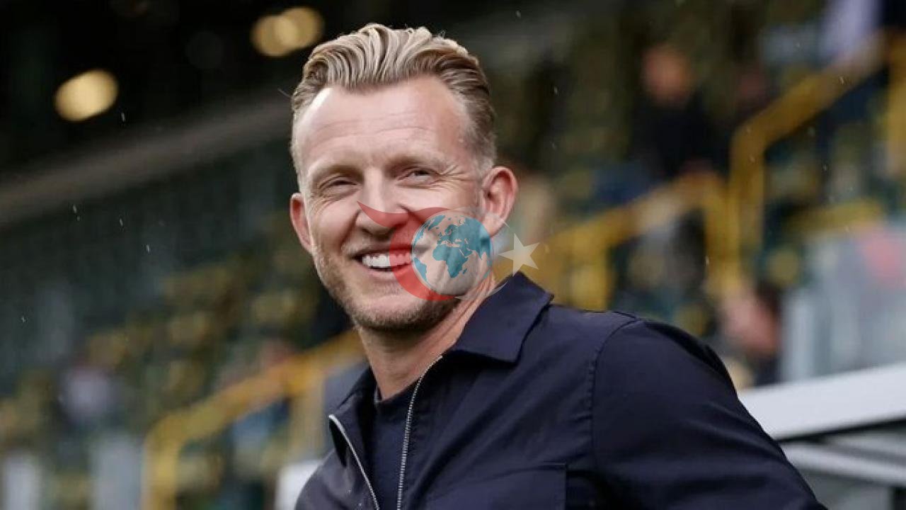 Dirk Kuyt, Fenerbahçe'ye Yardımcı Antrenör Olarak Döndü