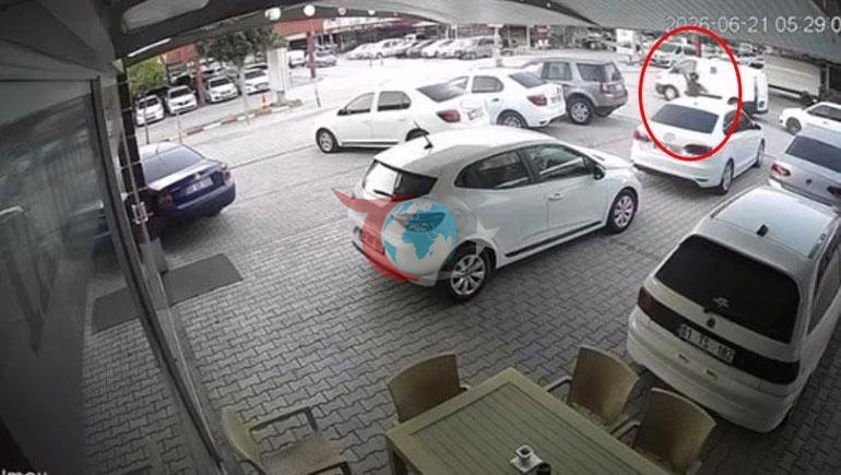 Adanada oto galericiler sitesine kurşun yağmuru Çok sayıda araç zarar gördü