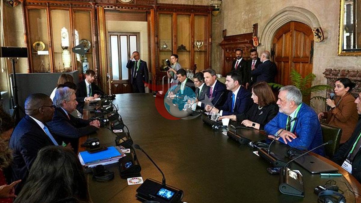 Bakan Kurum Londra'da Guterres ile İklim Görüşmesi Yaptı