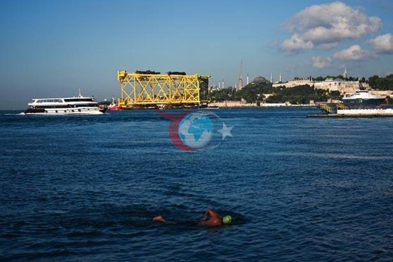 350 metrelik dev platform İstanbul Boğazında