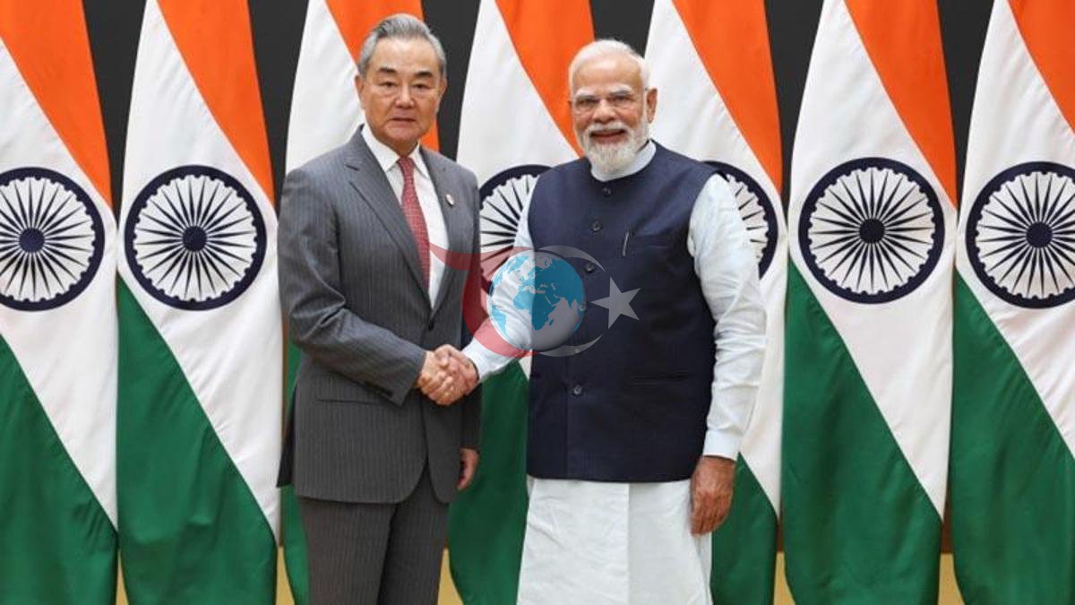 Hindistan ve Çin, BRICS Zirvesi İçin Yeni Delhi'de Bir Araya Geldi
