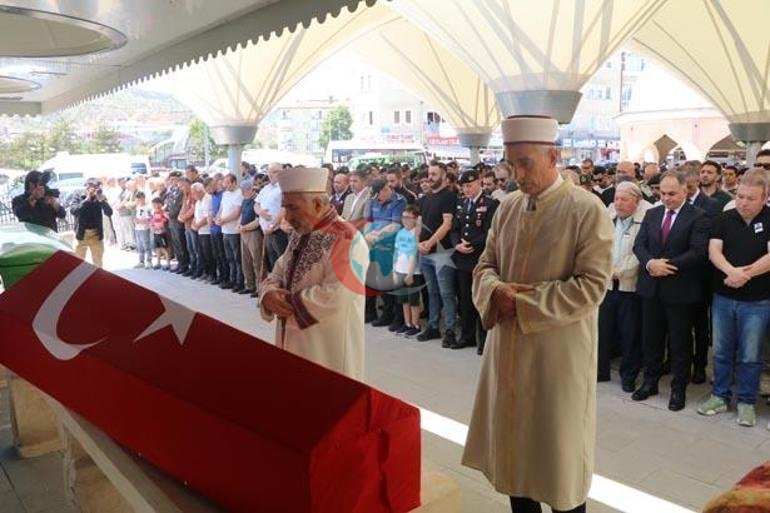 Kırıkkaledeki patlamada hayatını kaybeden Turan Göl toprağa verildi
